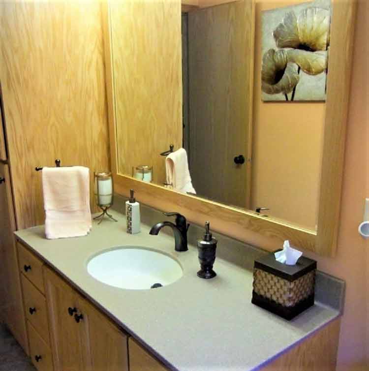 Unique diy bathroom remodel that expand your space