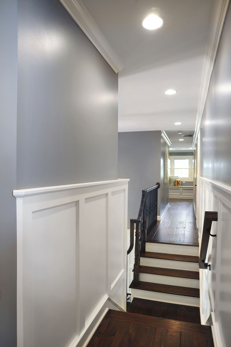 50+ Pictures and Ideas for Chair Rail Molding Projects