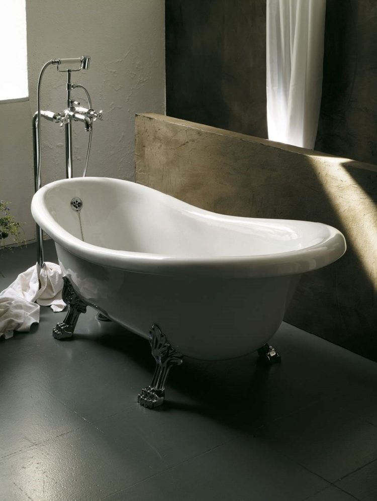 large clawfoot tub