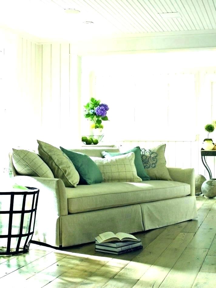 chesterfield sofa beige