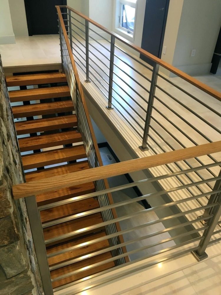 traditional deck railing ideas 2