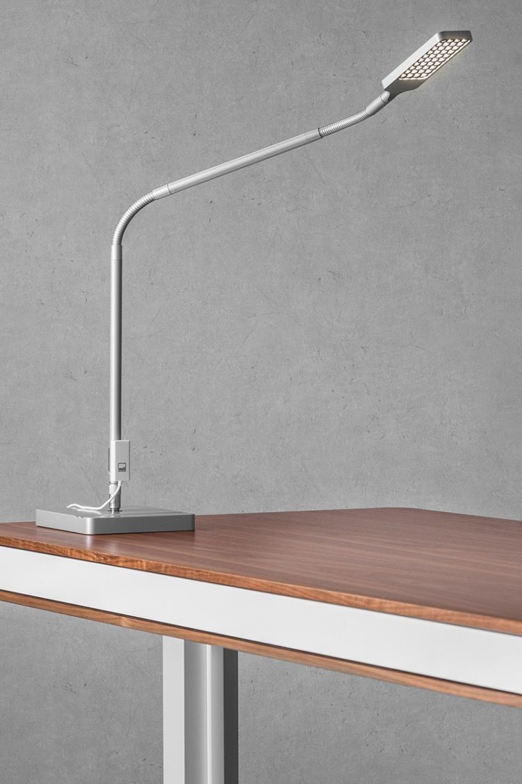 v-light halogen desk lamp