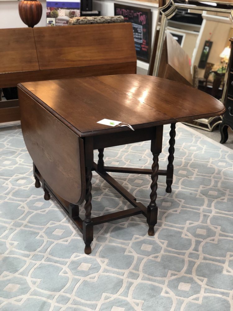 drop leaf table rooms to go