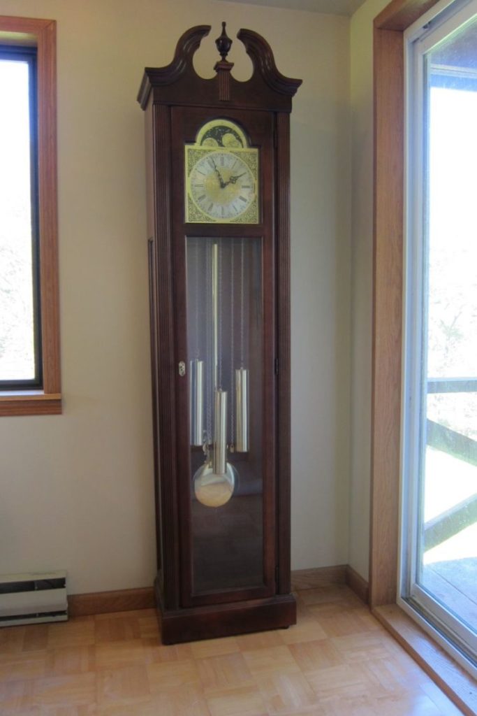 52+ Grandfather Clocks You'll Love (Decor, Inspiration, Photograph)