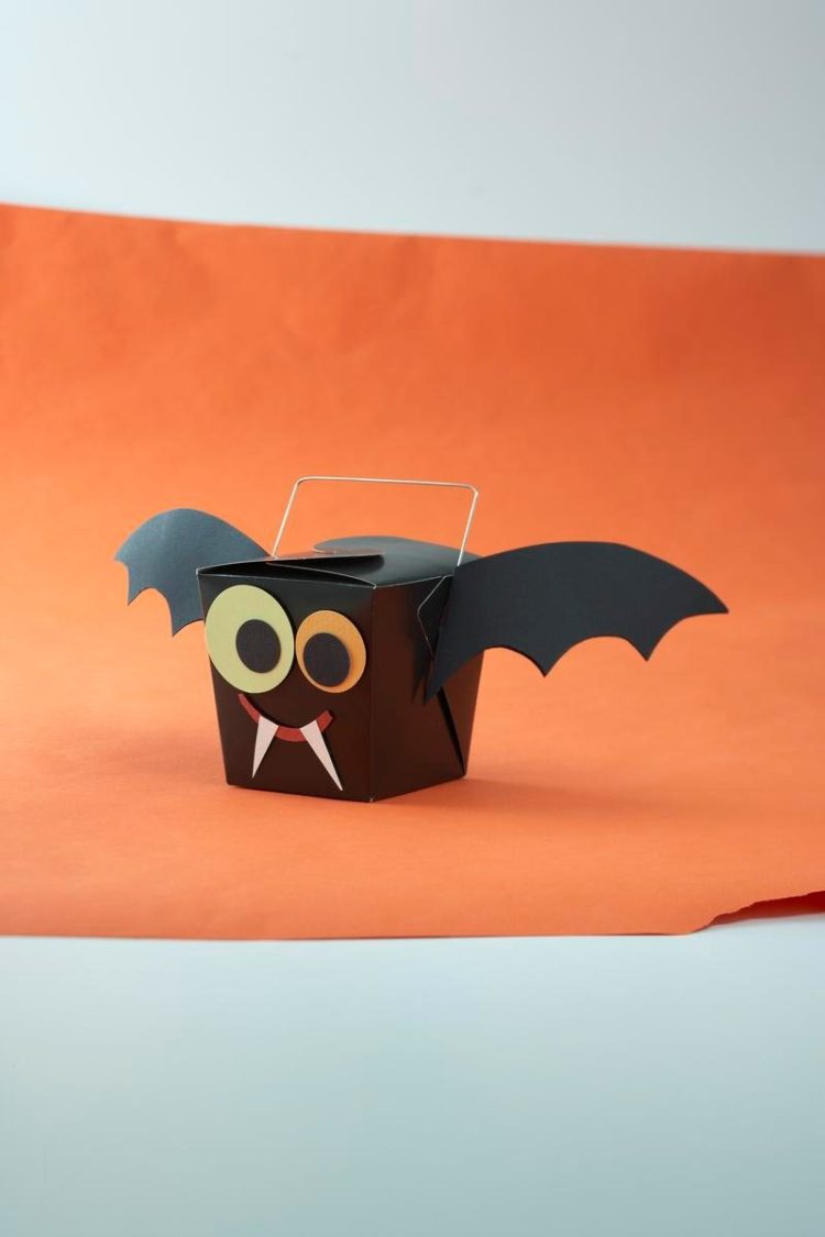 halloween paper lantern craft