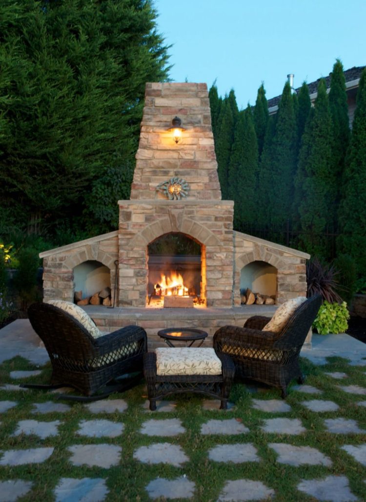 outdoor fireplace pizza oven