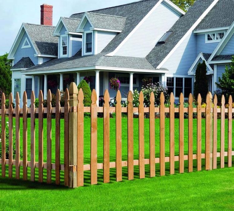 picket fence vs split rail