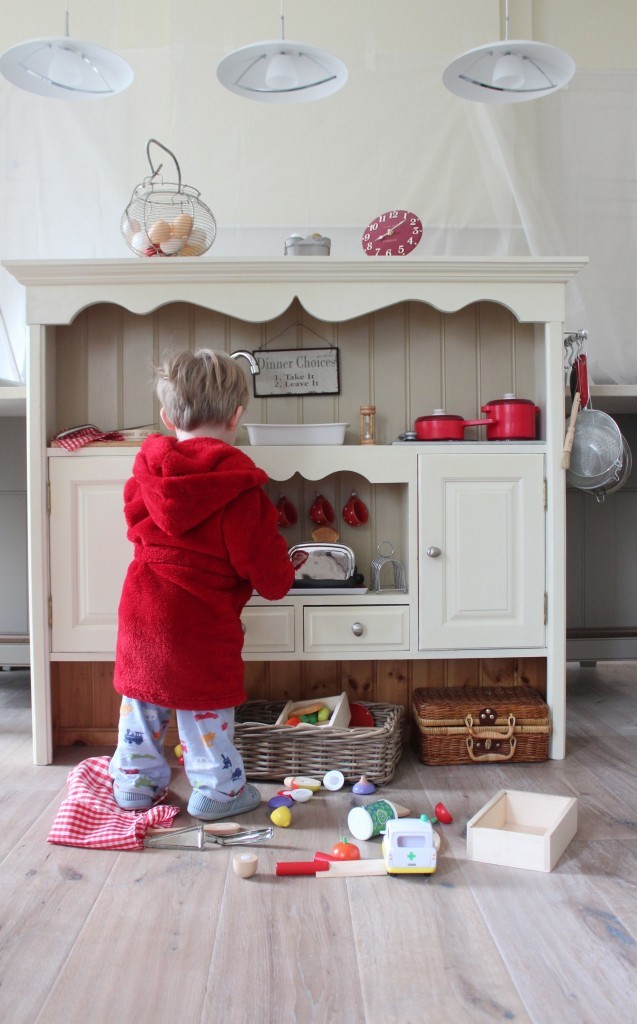 quality play kitchen