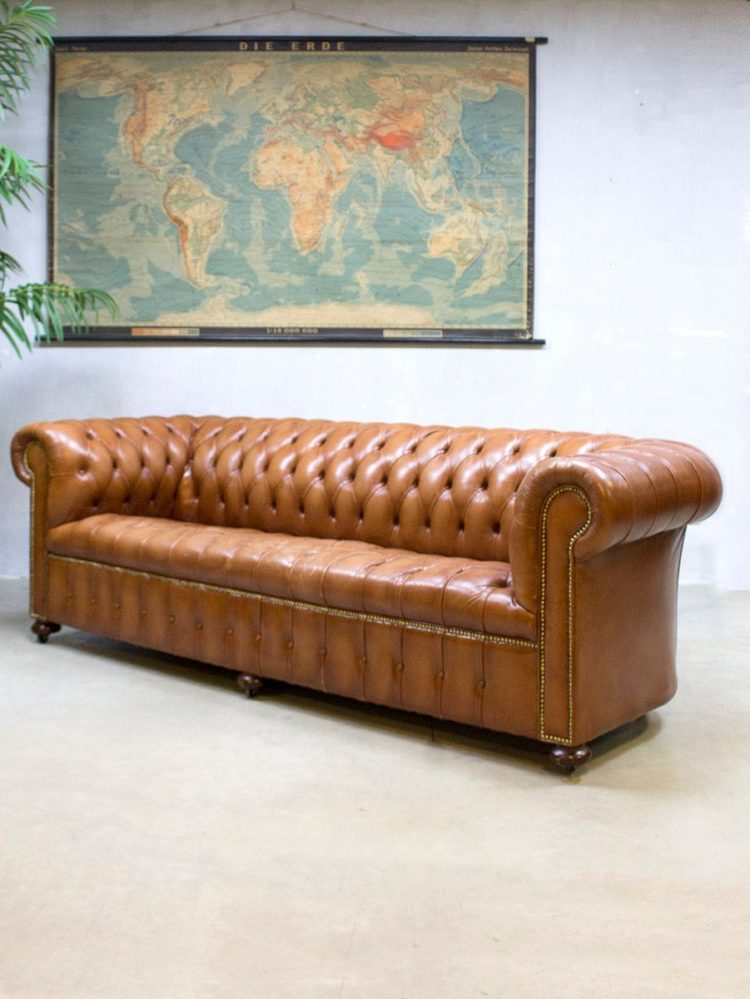 chesterfield sofa dimensions