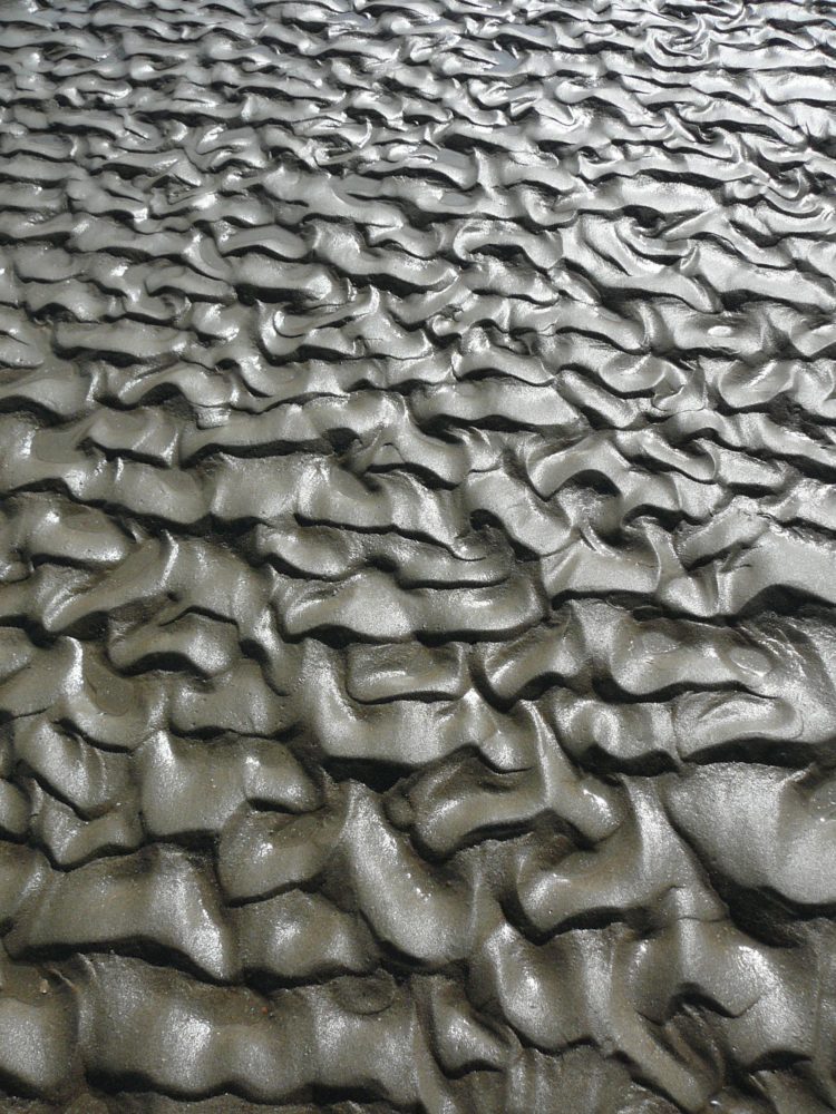 wet wavy sand texture