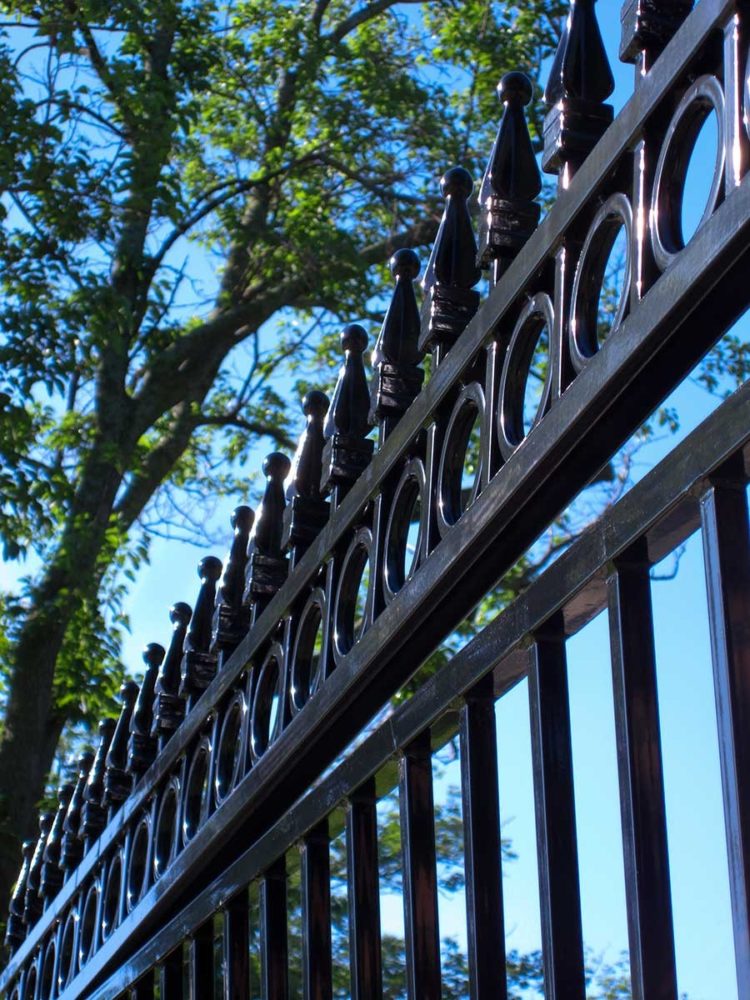 wrought iron fence chicago