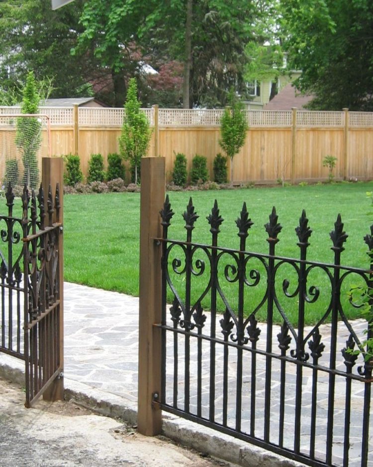 50+ Elegant Ornamental Wrought Iron Fence Designs ...