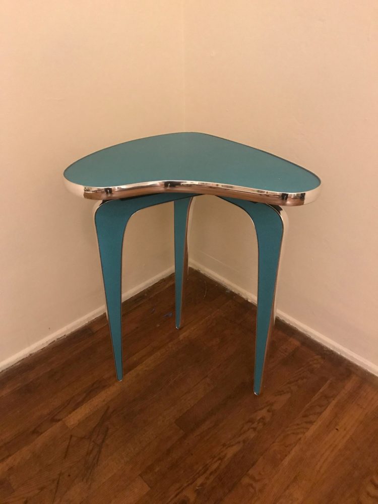 corner table edges