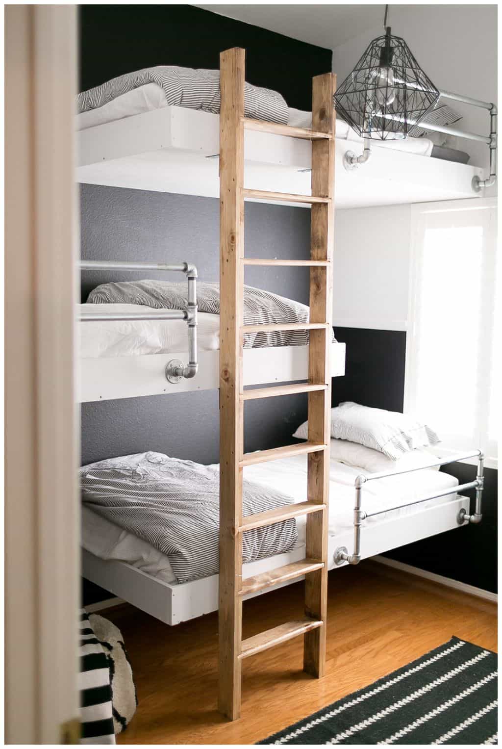 making-a-triple-bunk-bed.jpg