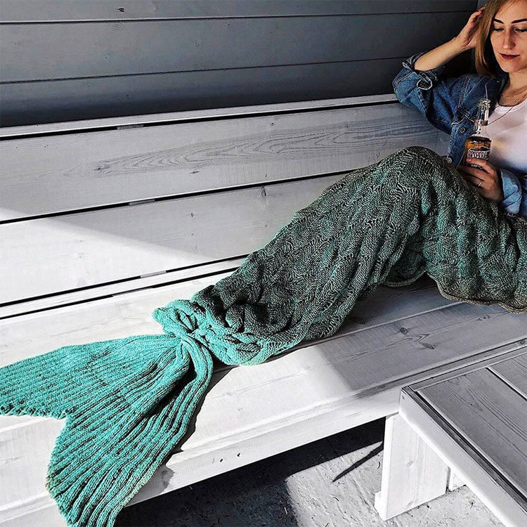 toys r us mermaid tail blanket