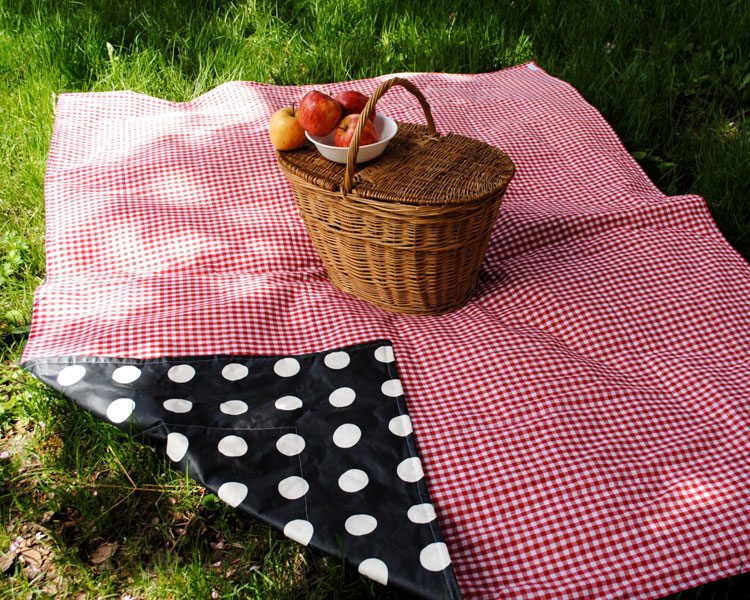 picnic blanket organic
