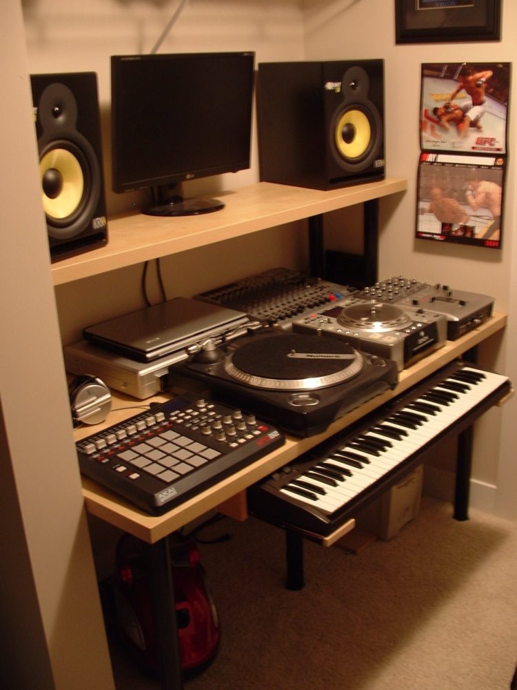 studio desk mixer