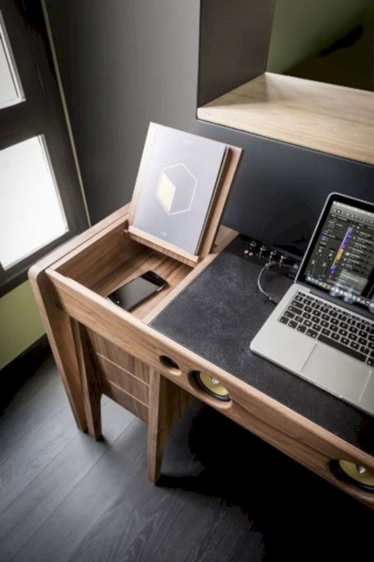 studio desk platform